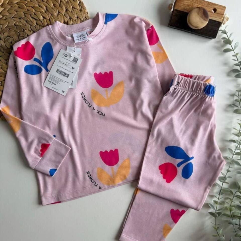 Çiçek Desen Pijama Takımı
