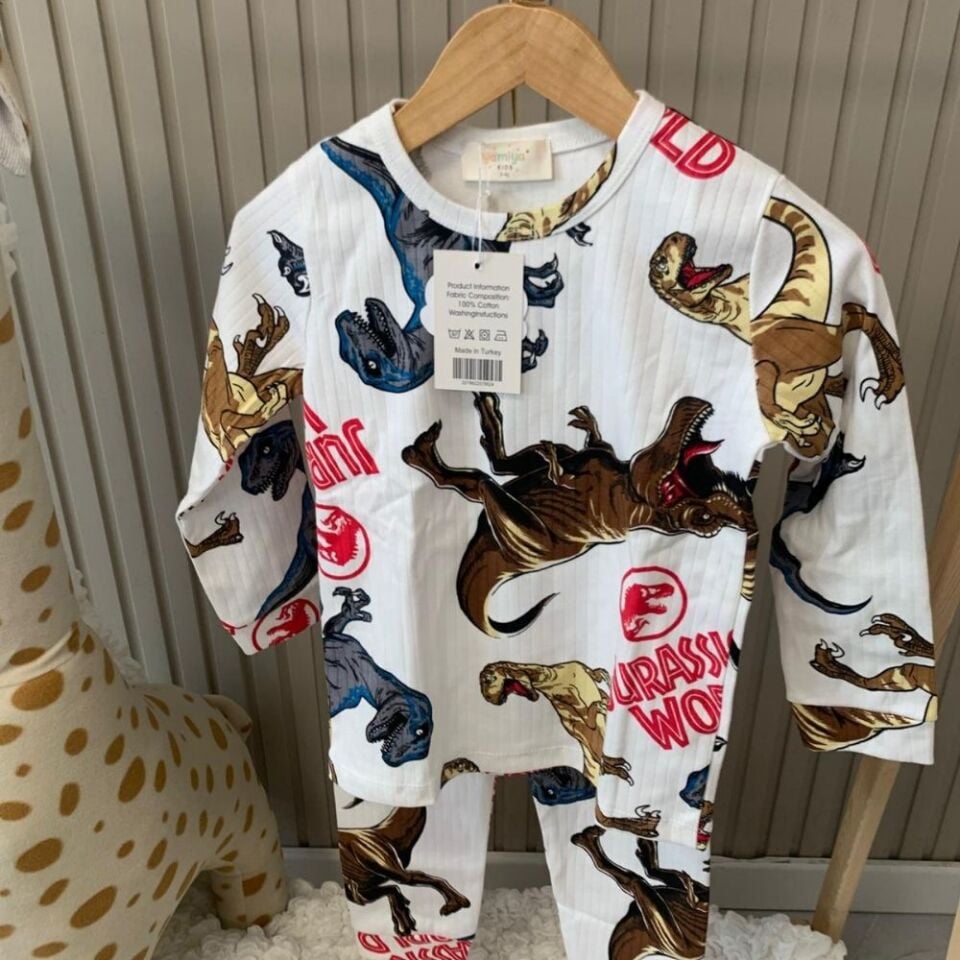 Jurassic World Pijama Takımı