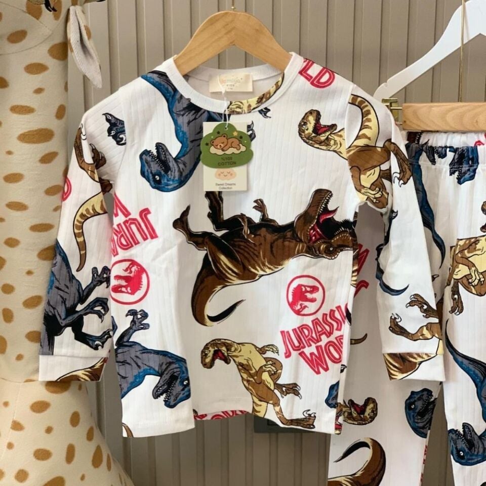 Jurassic World Pijama Takımı