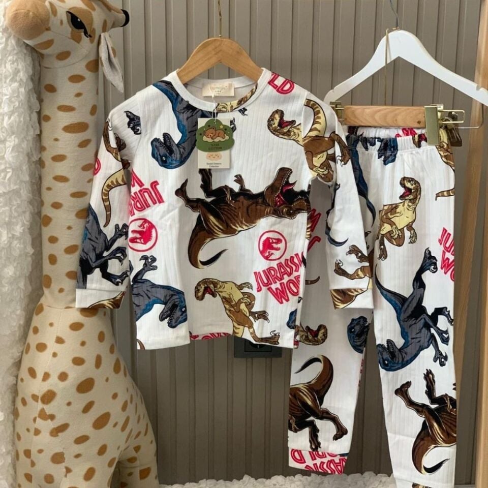 Jurassic World Pijama Takımı